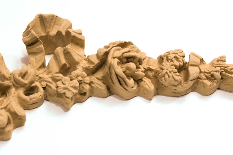 Floral and Bow Centerpiece Decorative Applique IFW 2881